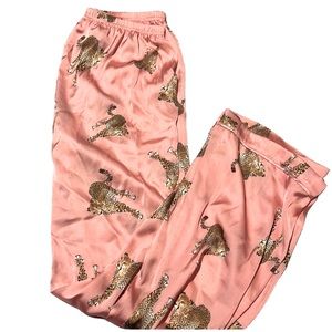 Kittenish blogger and influencer favorite leopard cat silky pajama bottoms XXL